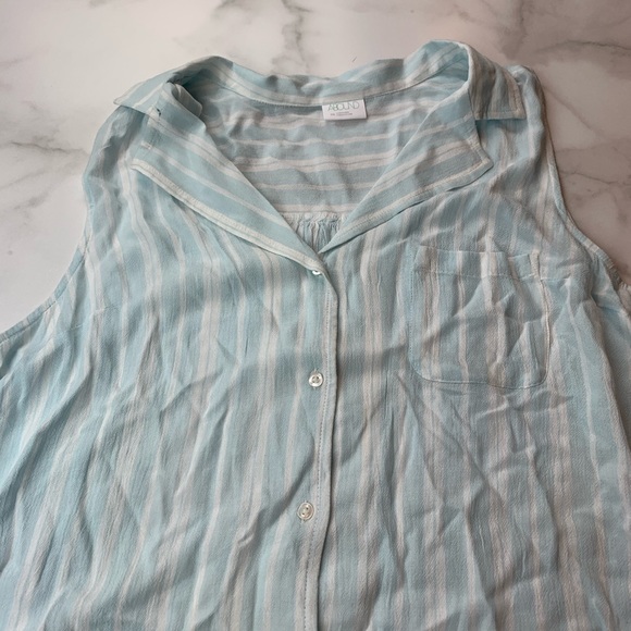 Abound Button Up Flowy Collared Striped Tank - Picture 3 of 4